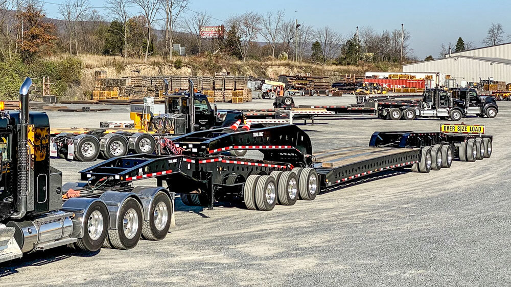 Black Trail King 13-axle trailer for rent