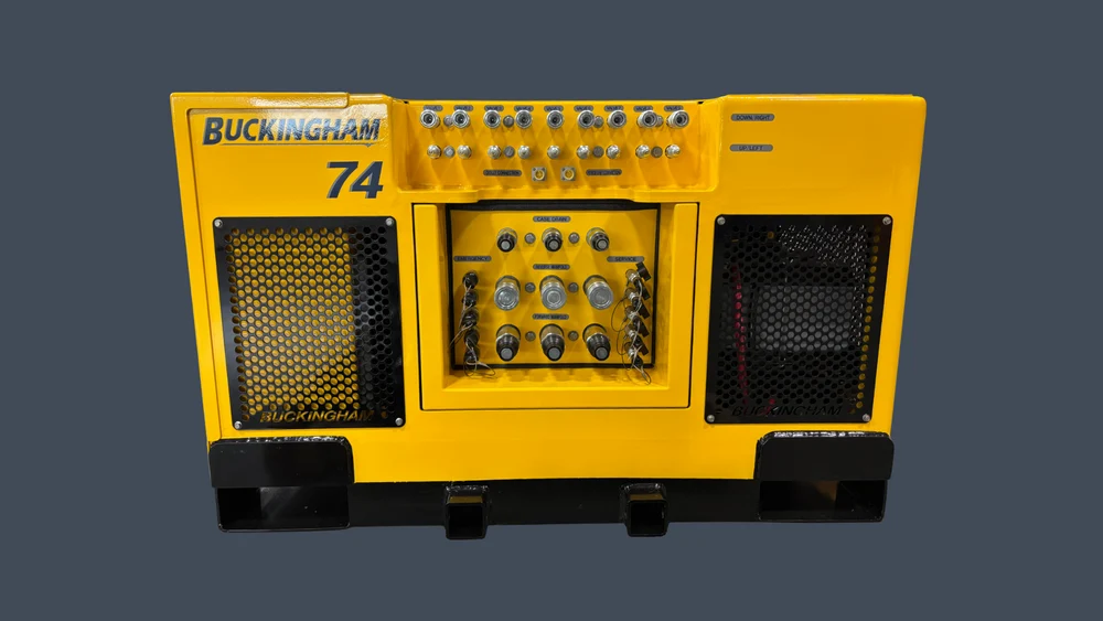 Proportional jack/steer/drive; hydrostatic drive with high-pressure relief valves, high-pressure filters, and freewheel capability; flat-faced quick couplers; 9 jacking/steering ports