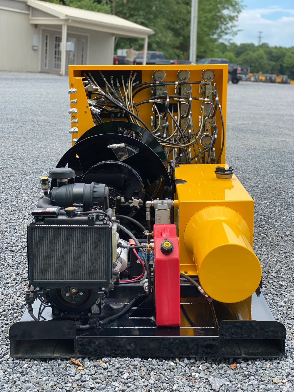 31hp fuel-injected, gas powered, Kawasaki engine
