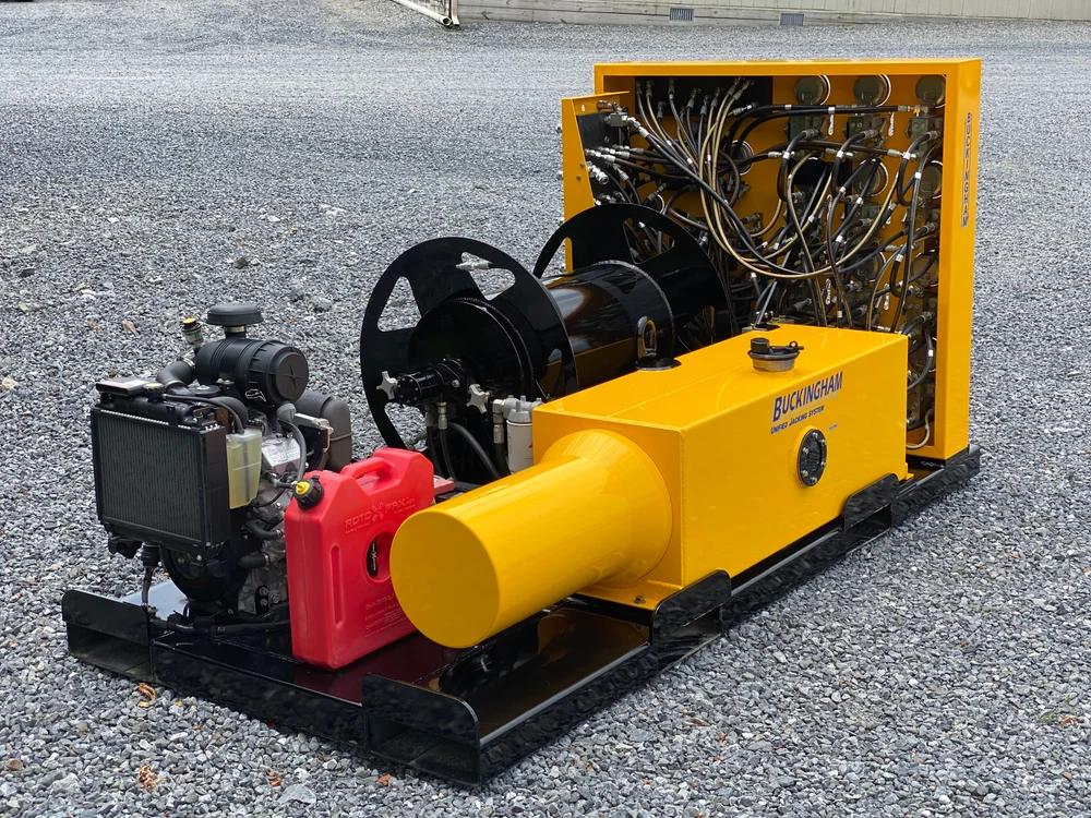 Heavy duty frame with 4-way fork pockets (approx. 4,400lbs)