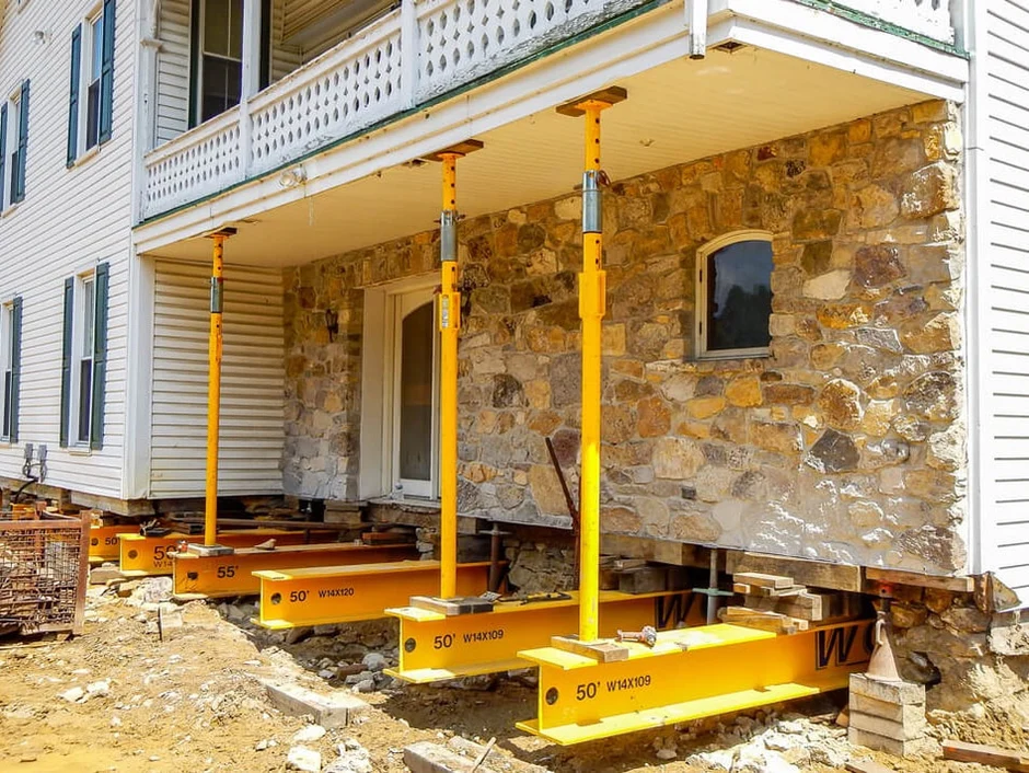 Buckingham Jacking-Shoring Posts