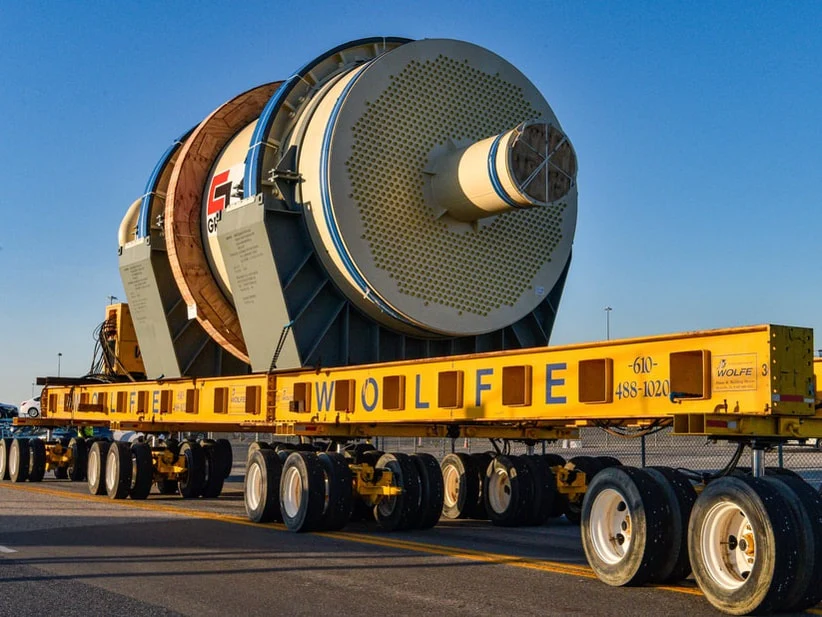 Buckingham Customizable Self-Propelled Transporter
